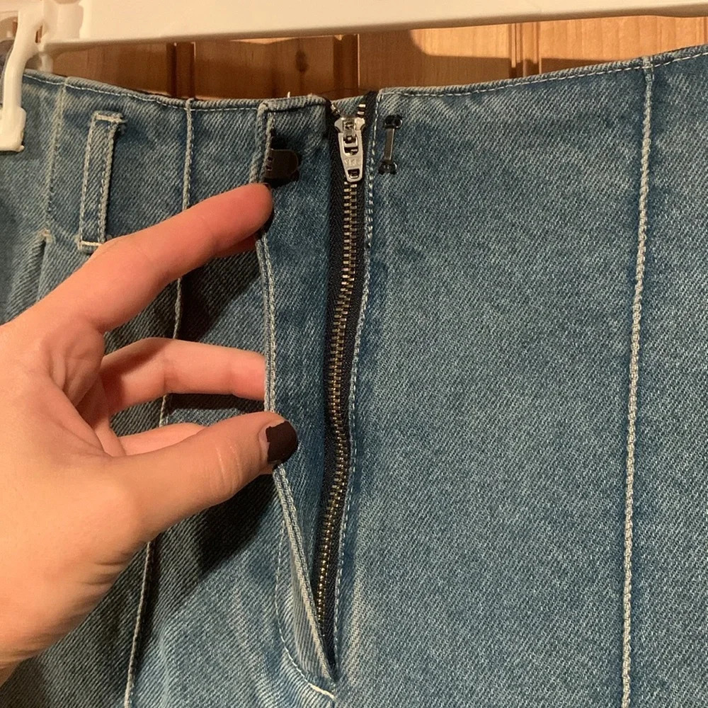 Sea New York Blue Jean Shorts with Cream Trim - Picture 2 of 9